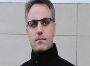 Akit muhabiri Özmen'e gözaltı!