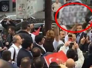 Alevilerden Erdoğan'a pankartlı destek