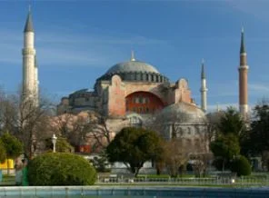 Ayasofya polemiğine İngiliz gazetesi de dahil oldu