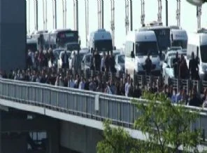 Boğaziçi Köprüsü'nü kilitleyen kaza!