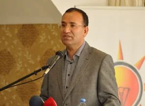 Bozdağ: Sanki aşure çorbası yapıyorlar