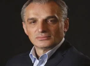 'Bu zincirleri kırmadan olmaz'