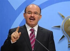 Çelik: Siz insan olamazsınız!