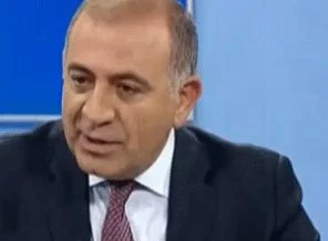 CHP'li Gürsel Tekin canlı yayında hükümete küfretti! - İzle