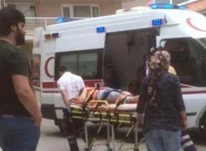 Depremde kalp krizi geçirdi! 1 ölü 25 yaralı