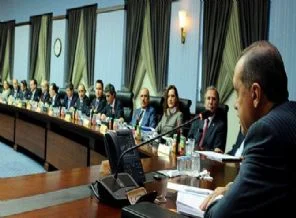 Erdoğan'ın yerine kim başbakan olacak?