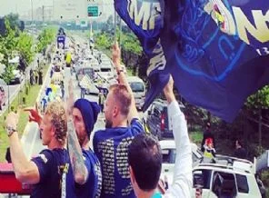 Fenerbahçe şampiyonluk turu atıyor!