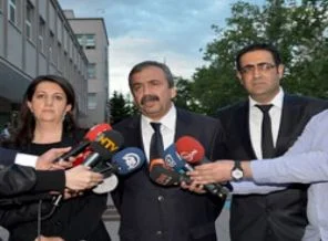 HDP heyeti bakanlarla görüştü