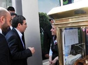 İdris Güllüce: Ben de simitçilik yaptım