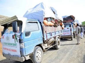 İHH'dan Afganistan'daki heyelan bölgesine yardım