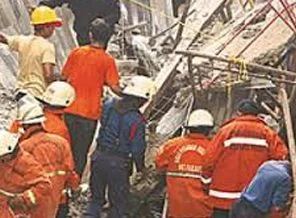 İstanbul'da inşaat faciası: 3 ölü