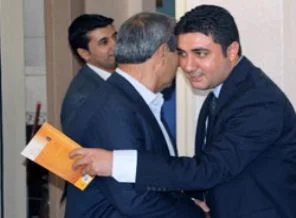 İstifa toplantısına Gülen kitabı ile geldi