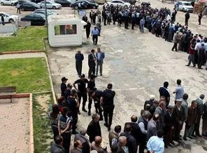 Kastamonu'da Bahçeli kuyruğu