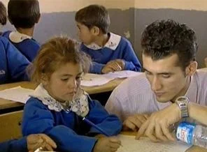 Kürtçe öğrenen öğretmene suç duyurusu