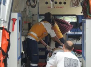 Maden işçilerinin minibüsü kaza yaptı