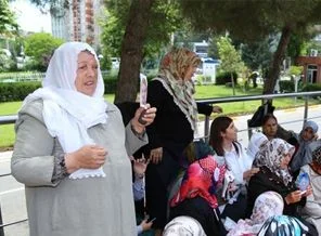 O anneler eyleme devam ediyor