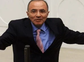 Ölen vekilin oğlu: Babam Soma'ya dayanamadı