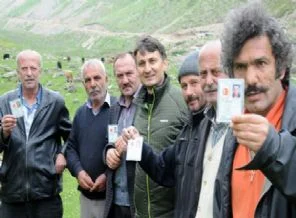 Onlar soyadlarından memnun ama...