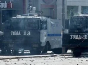 Polis ateşli silah kullandı mı?