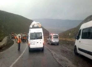 Sağanak nedeniyle ev çöktü