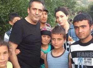 Sanatçılar madenci ailelerini yalnız bırakmadı