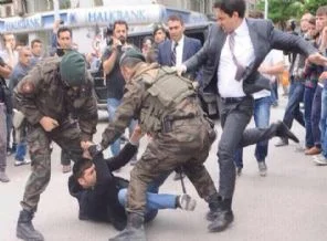 Sebebi ne olursa olsun yakışmadı sayın Müşavir