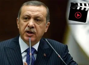 Şiirini okudu ve salonun yeni ismini açıkladı