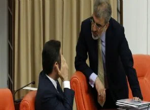 Taner Yıldız ile Faruk Çelik Meclis'te sohbet etti