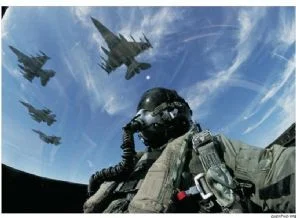 Türk F-16'lara taciz