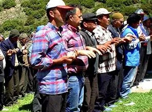 Yağmur için Olcak Dede'ye akın ettiler