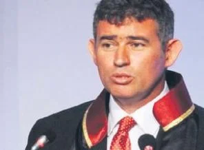 Yasadışı dinlemelerle ilgili bomba açıklama ondan geldi!