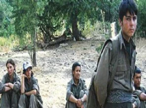 2 bin çocuk dağdan iniyor