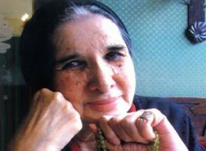 Ayşe Şasa vefat etti