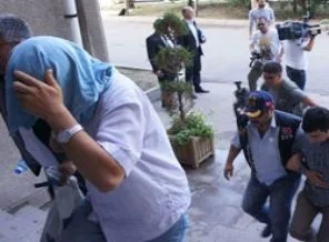 Böcek soruşturmasındaki polisler Firarda!