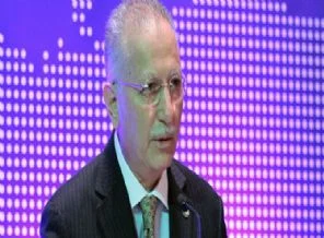 CHP Ekmeleddin afişinde MHP'ye yer vermedi