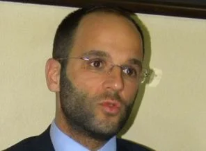 CHP'nin çatı adayı oyunu kime veriyor?