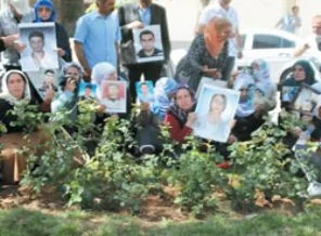 Diyarbakır annelerine darp!