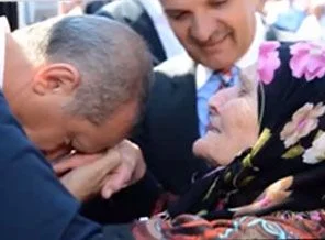 Duygulandıran Erdoğan klibi