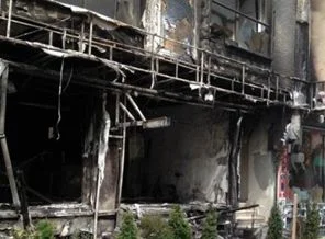 Esenyurt'ta fırın kundakladılar