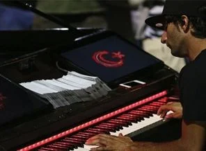 'Gezi' piyanisti Soma için çaldı
