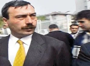 'Haşhaşi'nin' isim babasına iade-i itibar