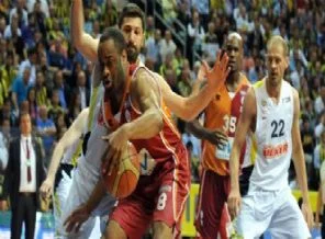 Heyecan şimdi Abdi İpekçi'de!