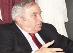 İhsanoğlu Yozgat'ı otobüsle zor bulur