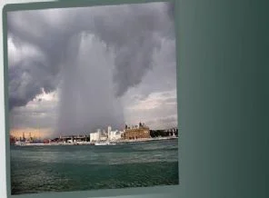 İstanbul'da gök böyle delindi