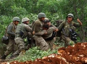 Lice'de PKK'lılar askere ateş açtı