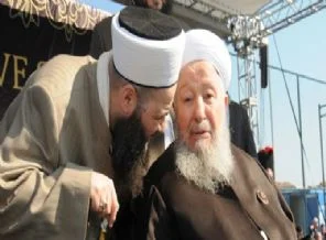 Mahmud Efendi, çalgılı düğün yapanları uyardı