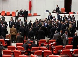 Meclis'te 'yorgan' krizi
