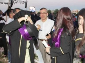 Mezuniyet töreninde biber gazı