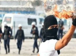 Okmeydanı'nda halk otobüsüne molotof attılar