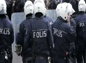 'Panik yapmayın, ayaklarından vurdum'
